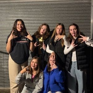 Meet your Posher, Zekiya